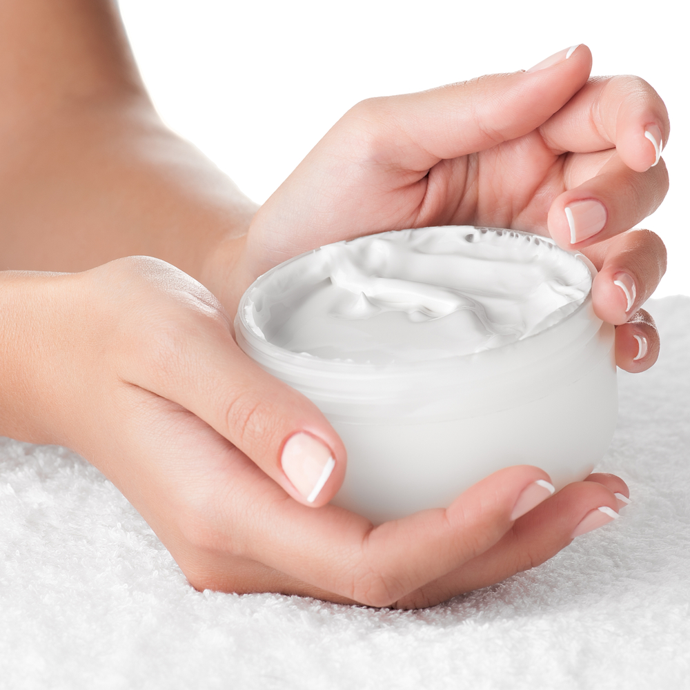 How to Choose a Healthy Facial Moisturizer