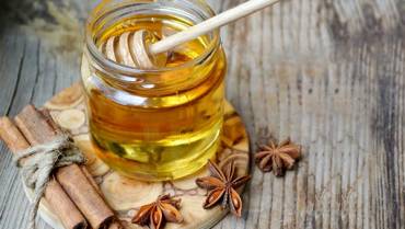 Benefits of honey and cinnamon