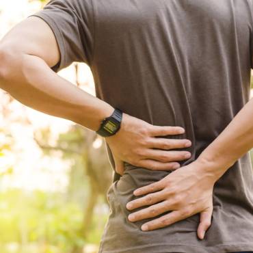 5 Natural Remedies To Ease Back Pain