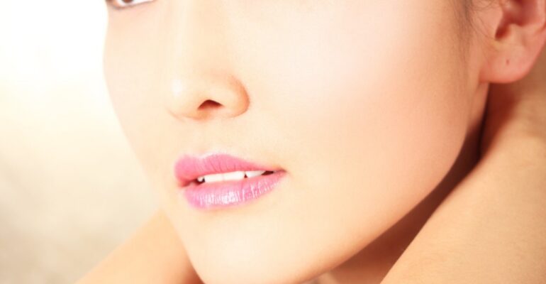 Herbal beauty tips for glowing skin