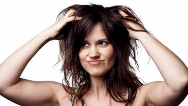 Dandruff And Dry Scalp Are Different But Need Similar Treatment