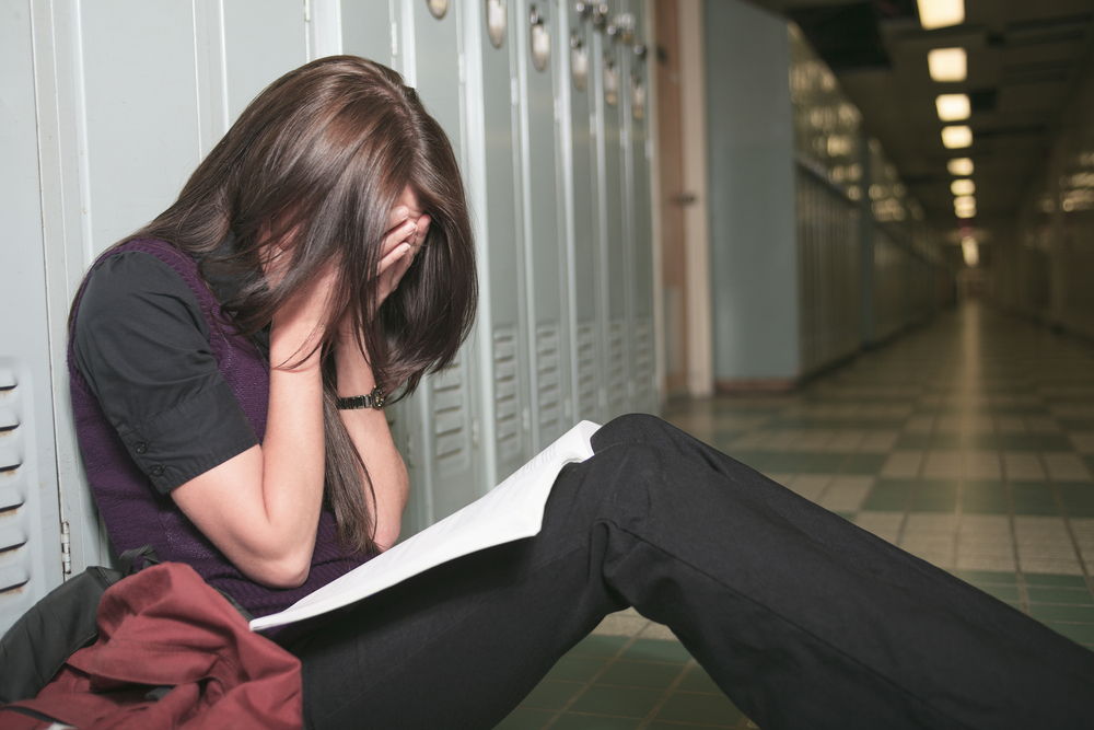 Teenage depression – causes, symptoms and treatment