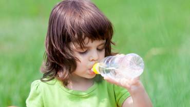 Symptoms and remedies of dehydration during summers