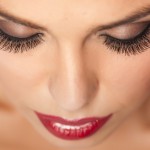 Natural remedies to get beautifully long eyelashes