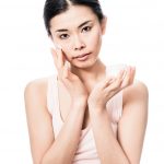 How to Choose a Healthy Facial Moisturizer