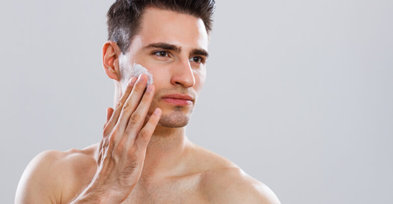 A Conclusive Guide for Men to Look and Feel Younger