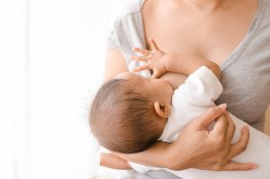 Breast Milk May Arrive Late for Obese New Mothers