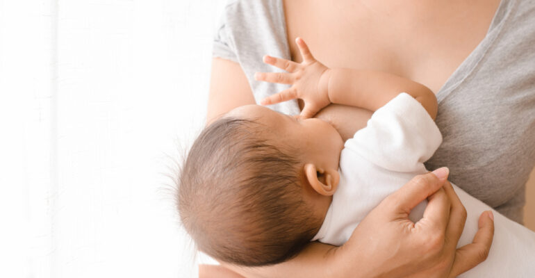 Breast Milk May Arrive Late for Obese New Mothers