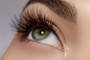 grow long eye lashes