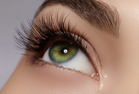 grow long eye lashes