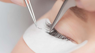 Are Eyelash Extensions and Other Treatments Safe?