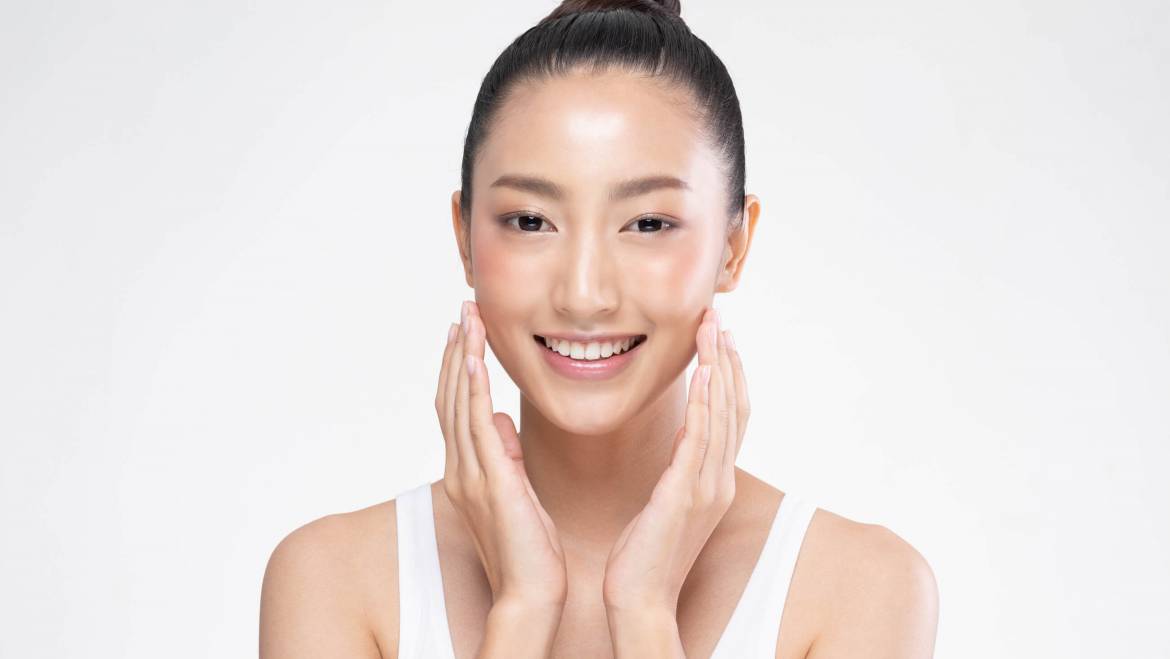 What Are The Causes For Oily Skin?