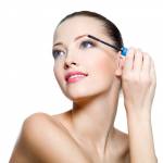 How Does Eyelash Serum Work?