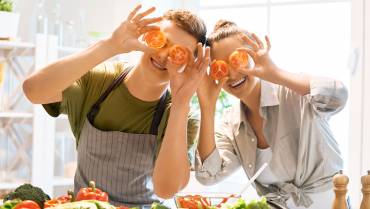 What You Should Eat To Keep Your Eyes Healthy?