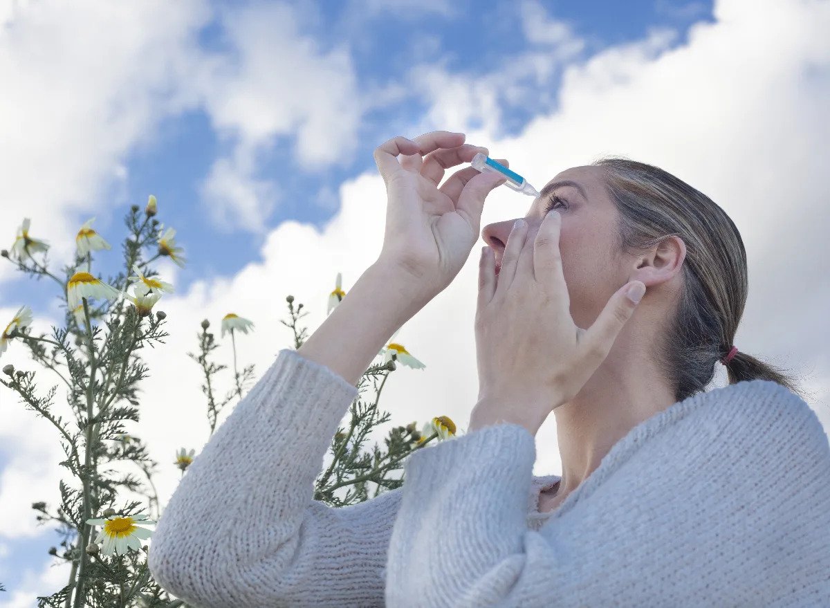 Effective eye drops for watery eyes