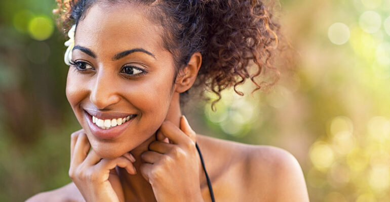 Stay hydrated and moisturized for glowing summer beauty and skincare.