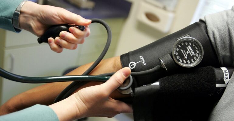 Managing High Blood Pressure: Pros and Cons of Medication