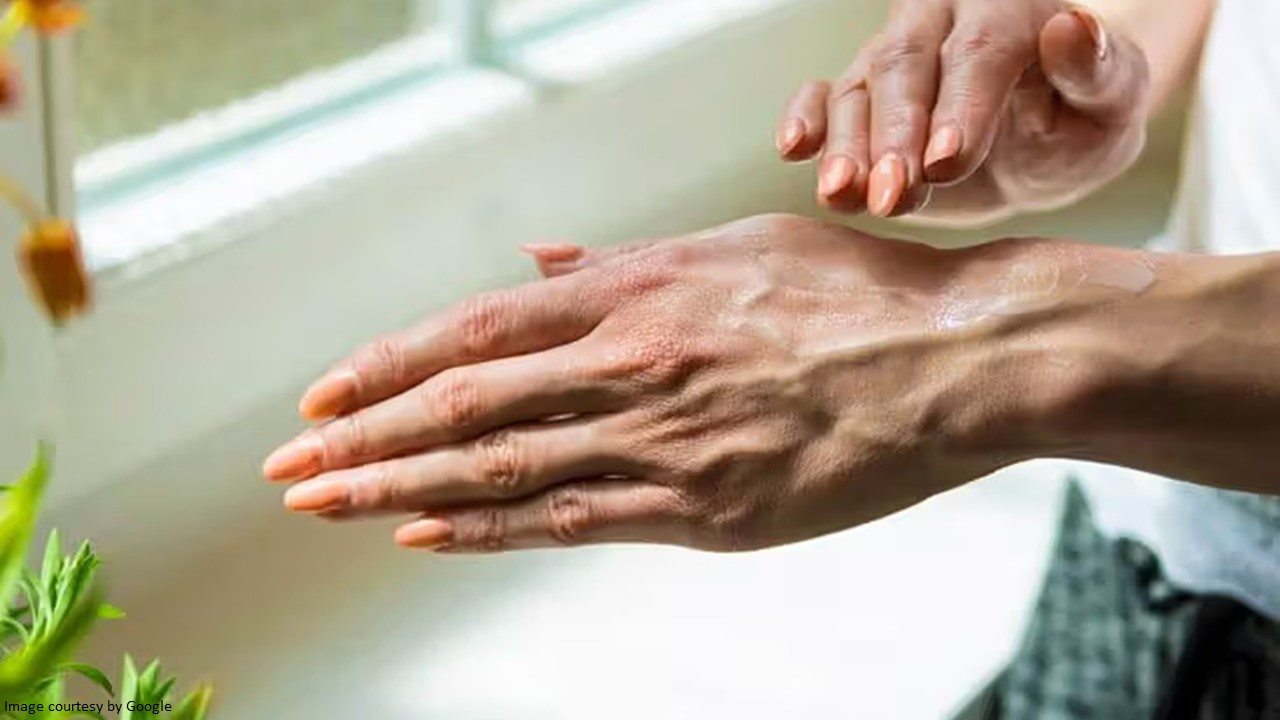 Person applying Melalite, an effective treatment for melasma