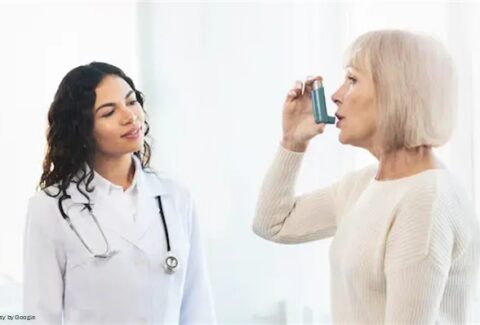 patient with asthma inhaler