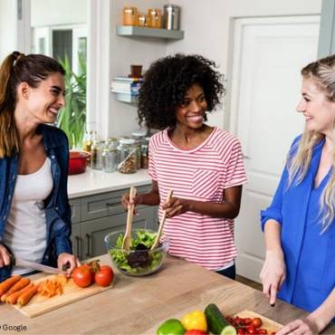Nutrition Needs for Women in Their 20s, 30s, 40s, and Beyond