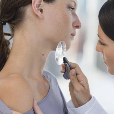 Melanoma: Understand Symptoms, Causes, Risk Factors, Prevention and More